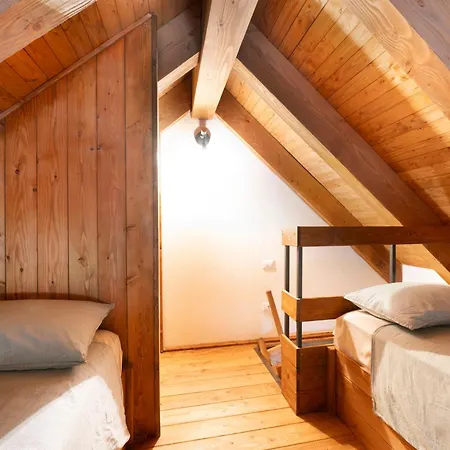 Iadi - Villaggio Dei Crodini * Cravegna