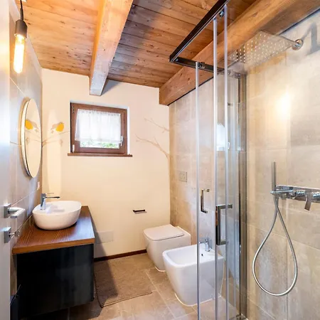 Iadi - Villaggio Dei Crodini *